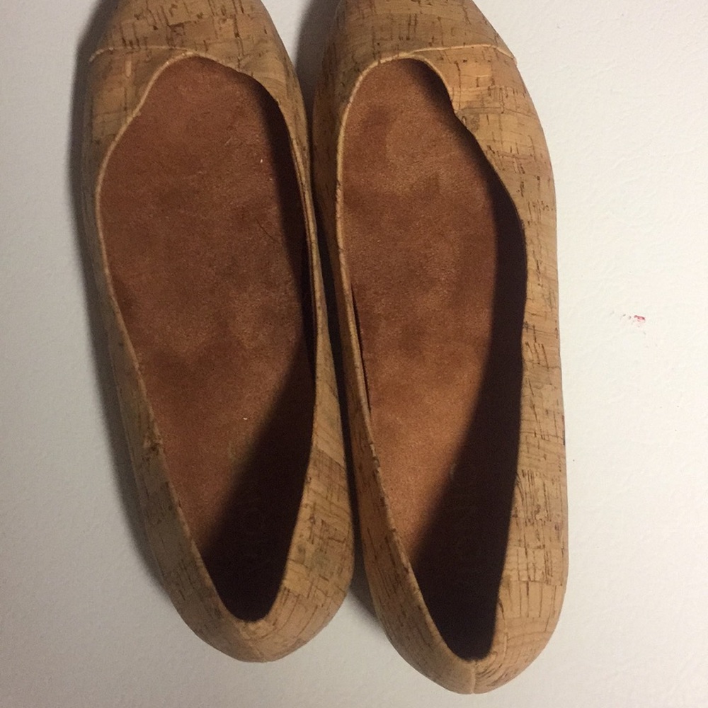 Vionic flats
